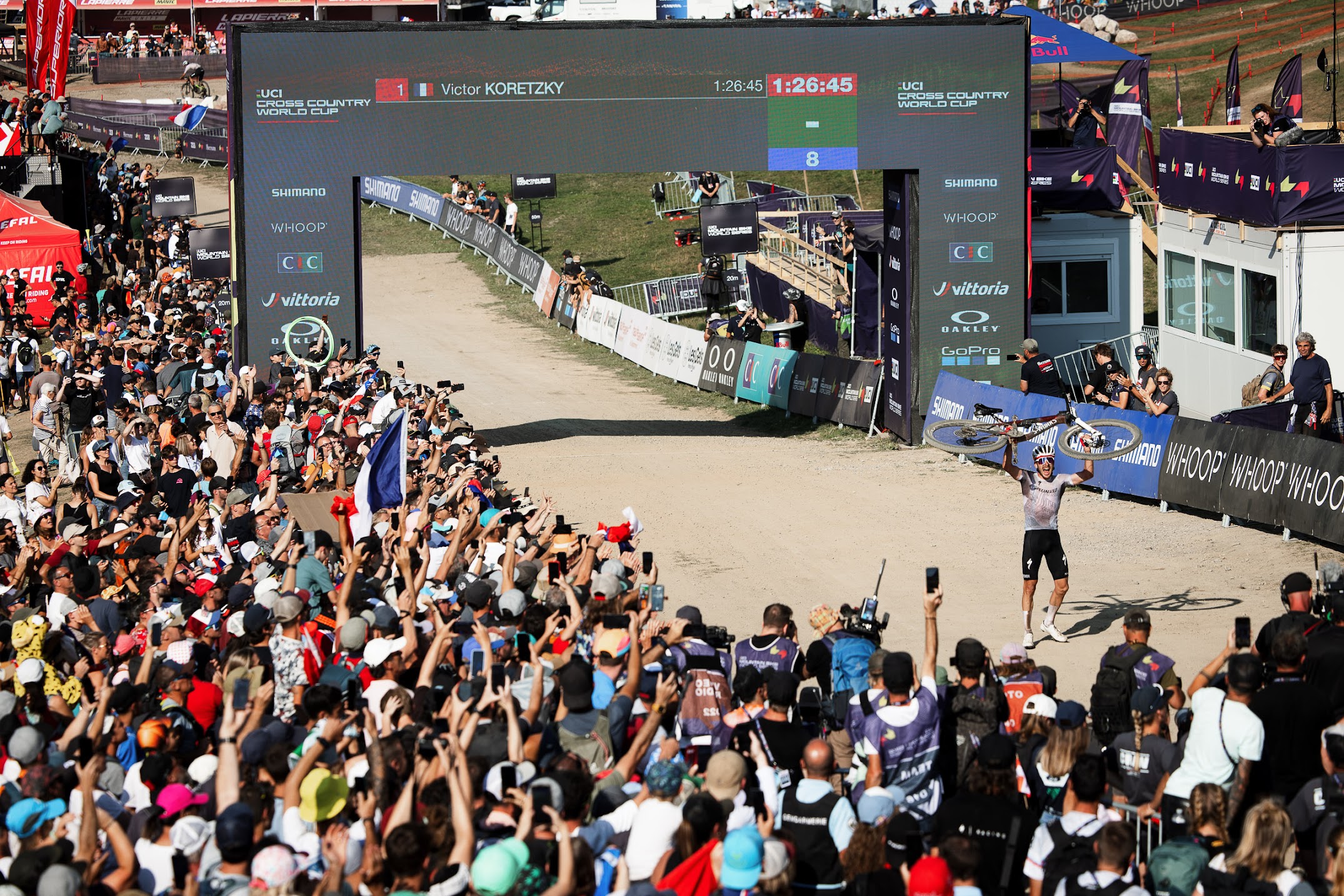 Coupe Du Monde De Vtt Aux Gets Victor Koretzky Devance Nino Schurter