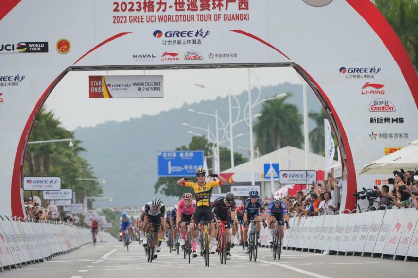 Tour du Guangxi Olav Kooij sur la 3ème étape, Dries De Bondt nouveau